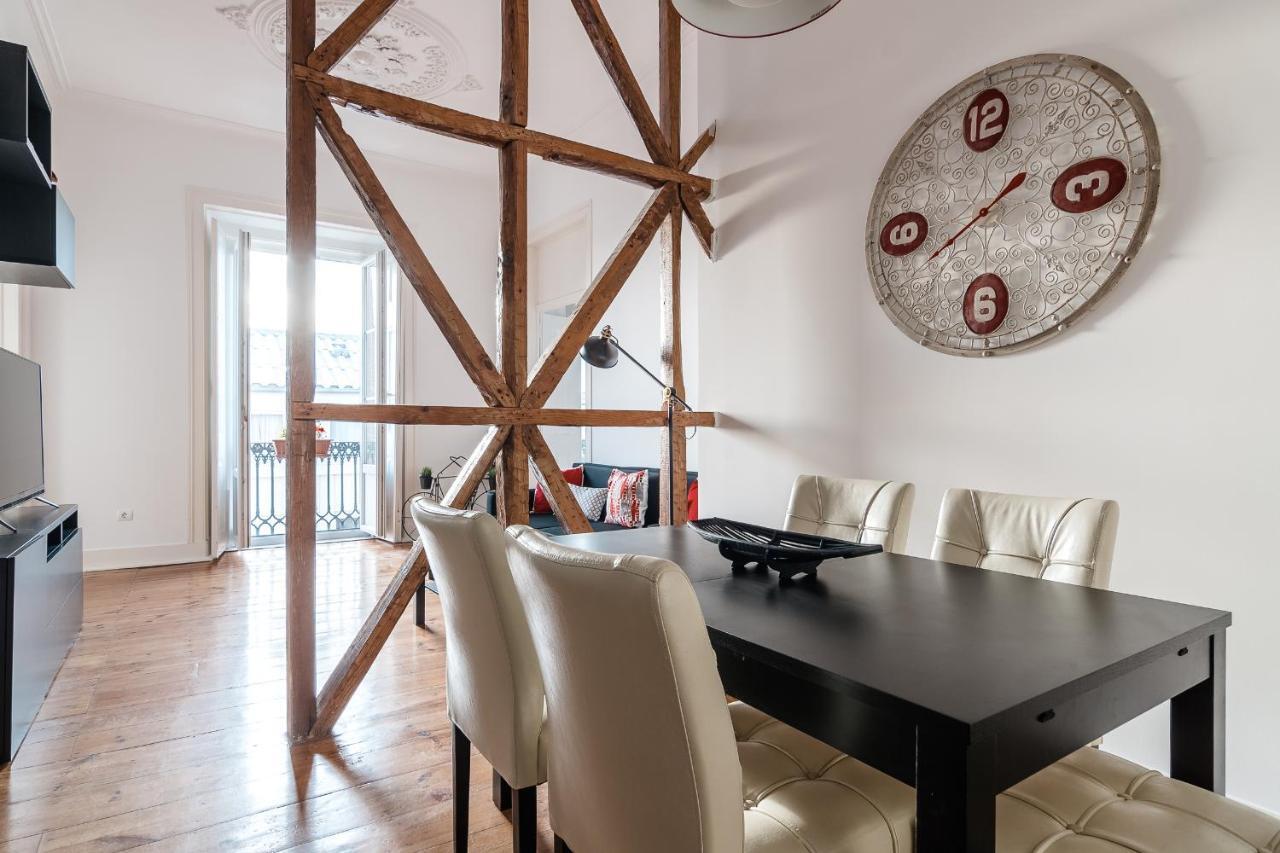 Elegant 3 Bedroom Flat With View In Principe Real Lisboa Екстериор снимка